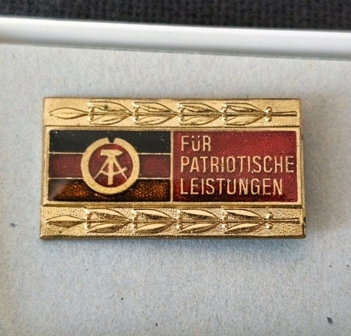 Abzeichen ddr ehrennadel - abzeichen, ddr: