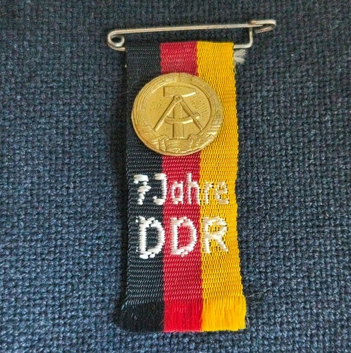 Abzeichen ddr jahre - 7,