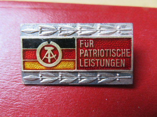 Ddr auszeichnung abzeichen - ddr, auszeichnung,abzeichen